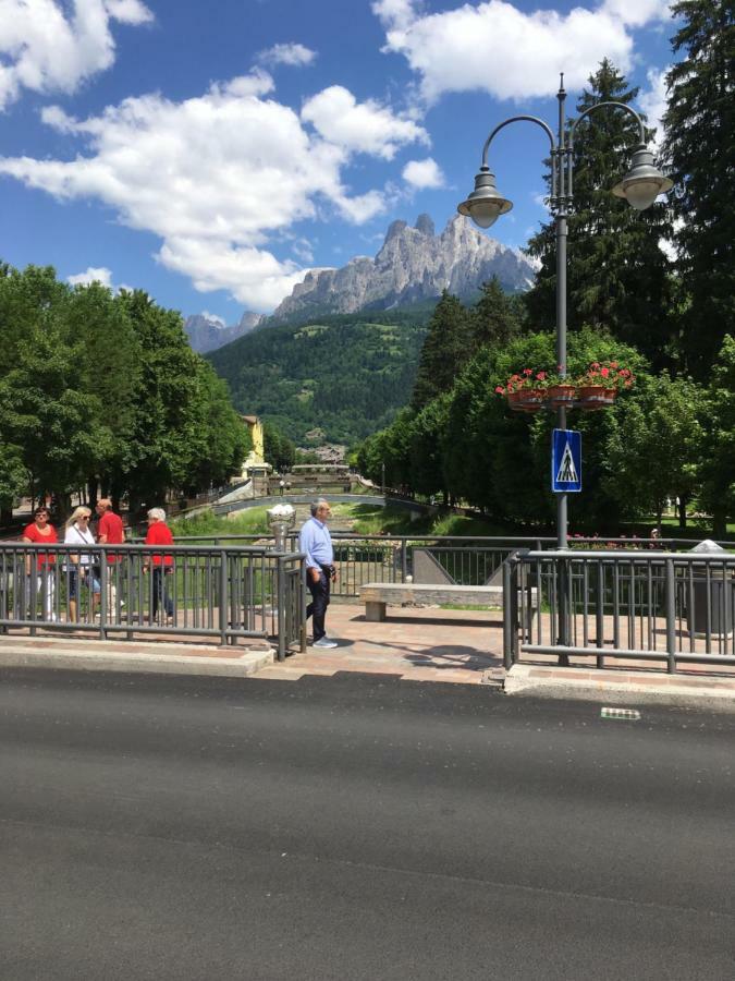 费拉迪普利米罗La Finestra Sulle Dolomiti - The Window To The Dolomites公寓 外观 照片